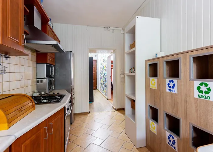 Plowce 24 Guest Spots By Bookinghost グダニスク