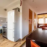 Appartement Plowce 24 Guest Spots By Bookinghost *