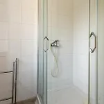 Plowce 24 Guest Spots By Bookinghost